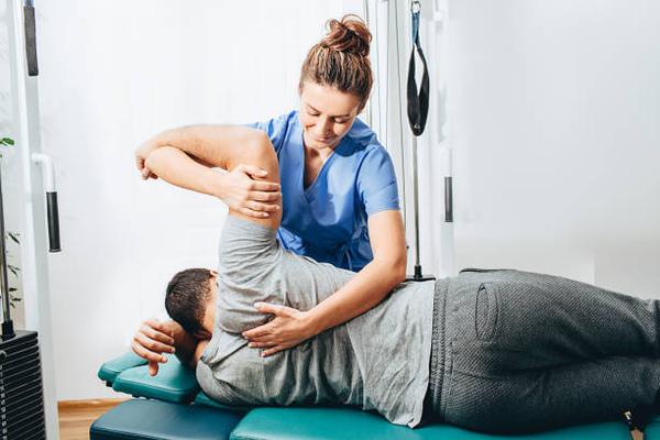 Sports Physiotherapy: How Manual Therapy Supports Injury Prevention