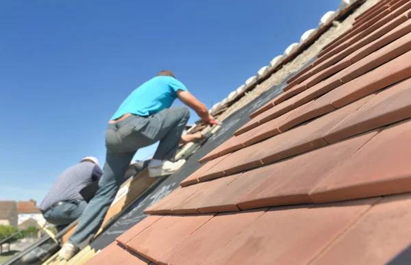 How Long Does Roof Replacement Take in Dahlonega?