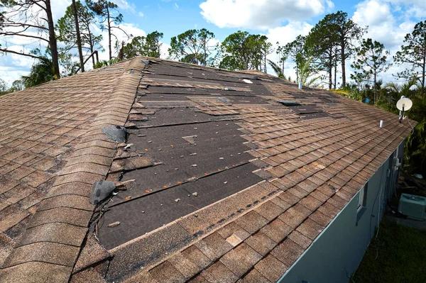 Warning Signs That Indicate Roof Replacement in Middleburg