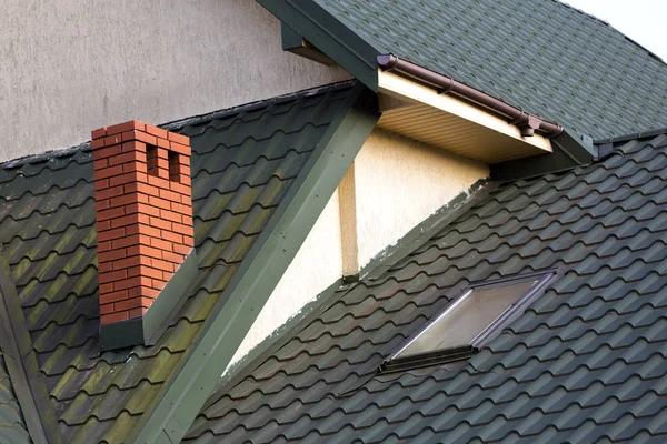 Roof Installation: A Guide to Choosing the Right Materials