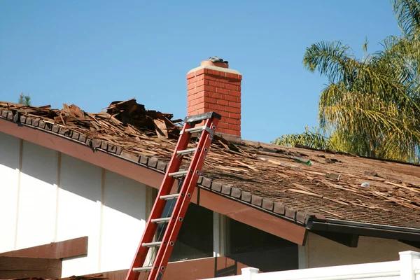 The Roof Replacement Process: What Roscoe Homeowners Should Know